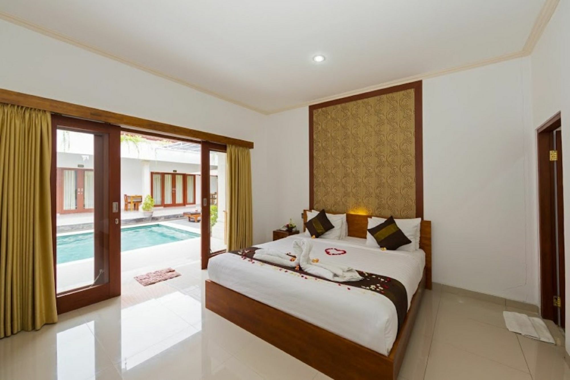 Anggie Stay Kerobokan Exterior foto