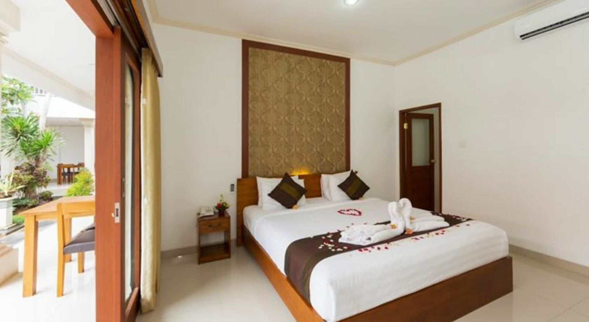 Anggie Stay Kerobokan Exterior foto